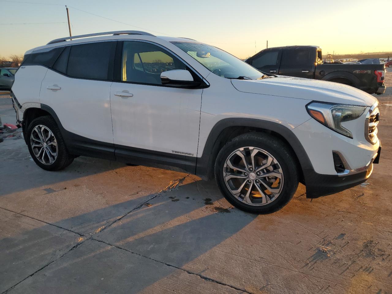 2019 GMC Terrain - Image 4