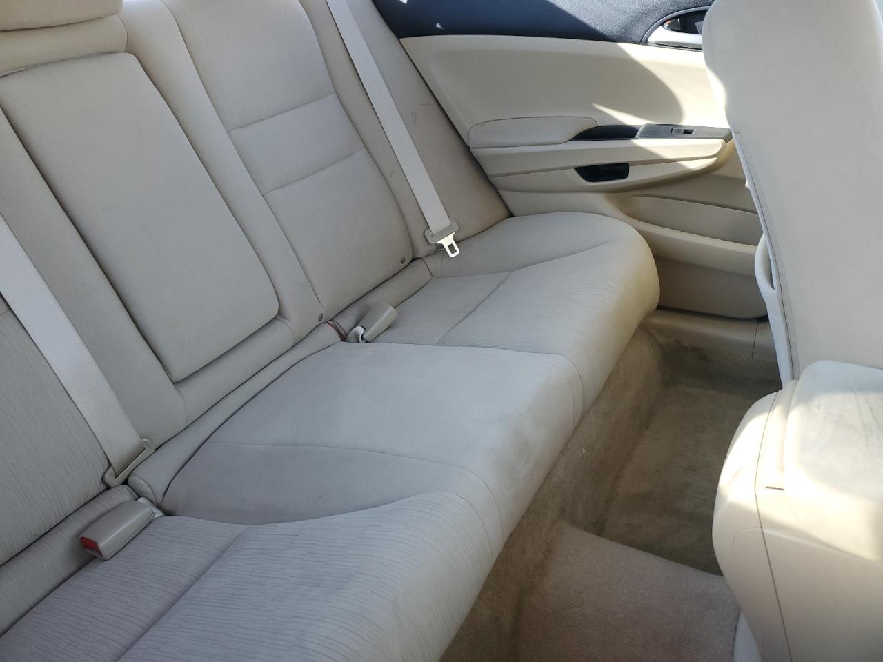 2012 Honda Accord - Image 10