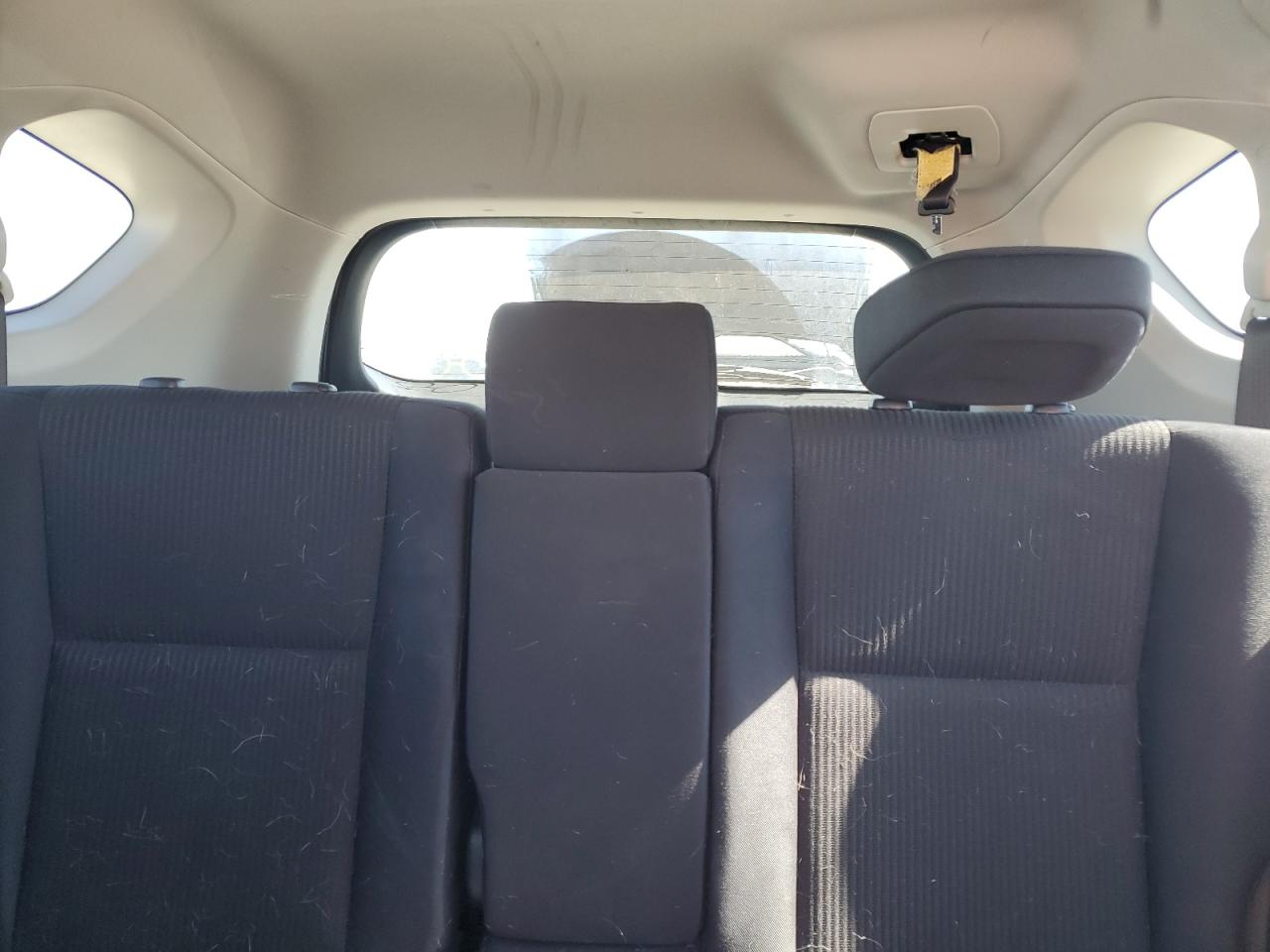 2017 Toyota RAV 4 - Image 10