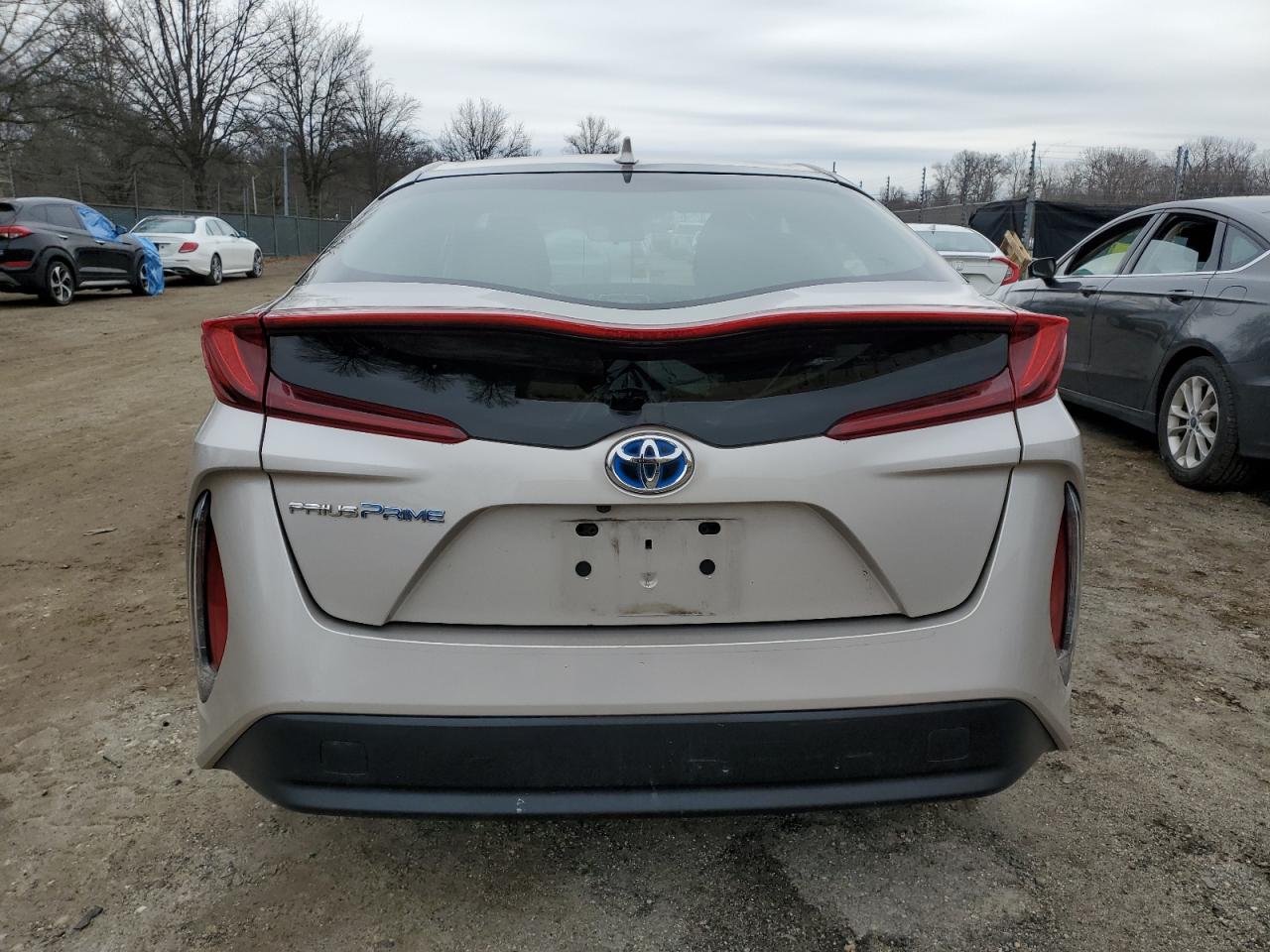 2019 Toyota Prius - Image 6