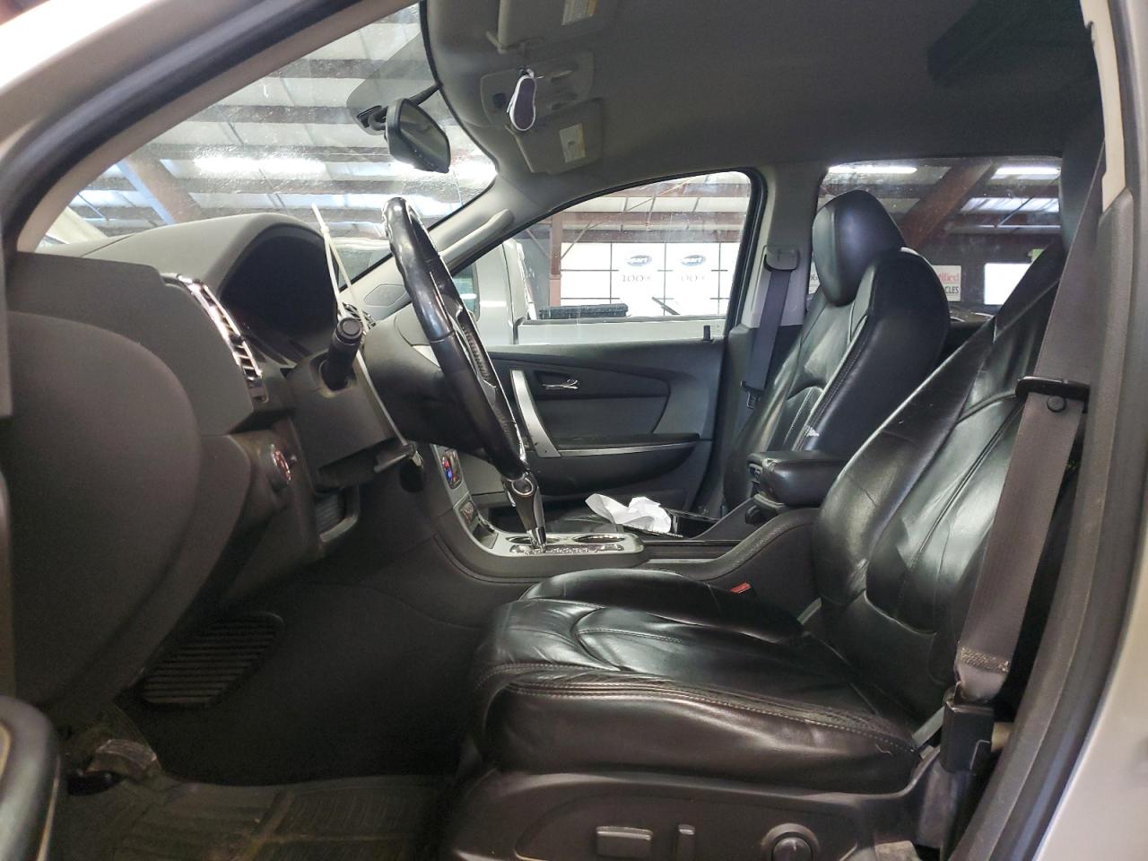 2010 GMC Acadia - Image 7