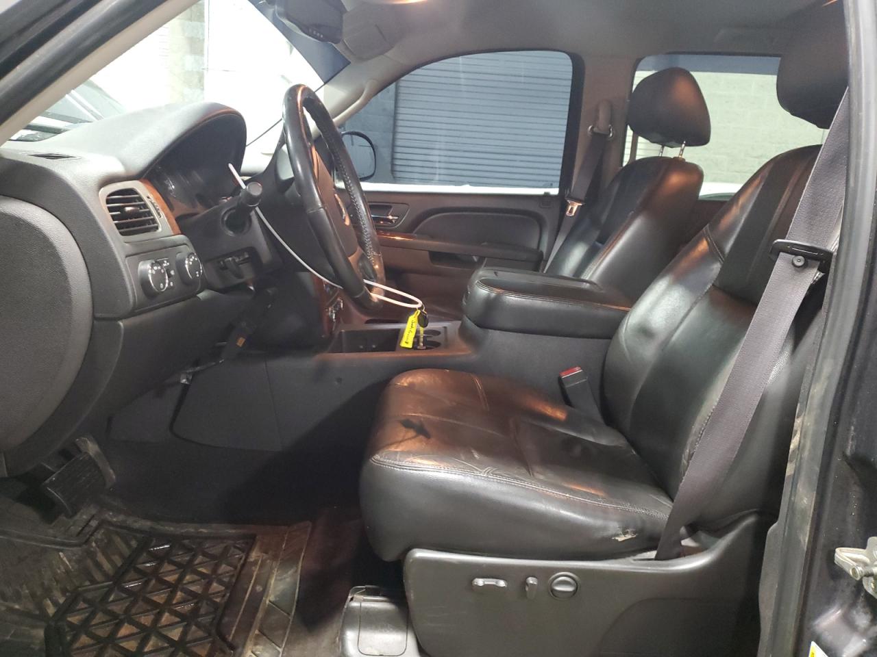 2011 Chevrolet Silverado - Image 7