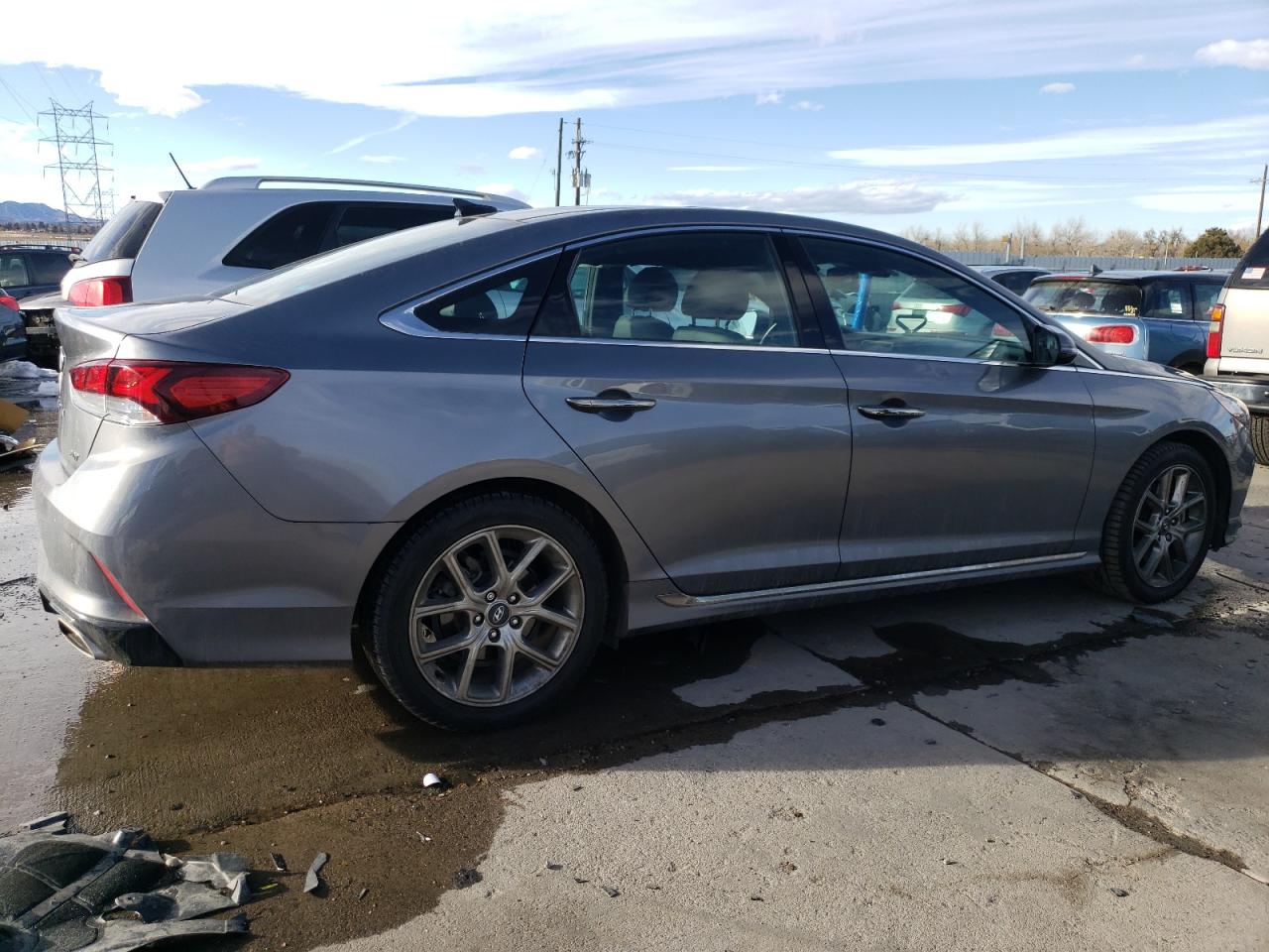 2018 Hyundai Sonata - Image 3