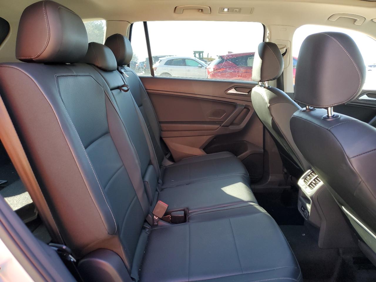 2019 Volkswagen Tiguan - Image 11