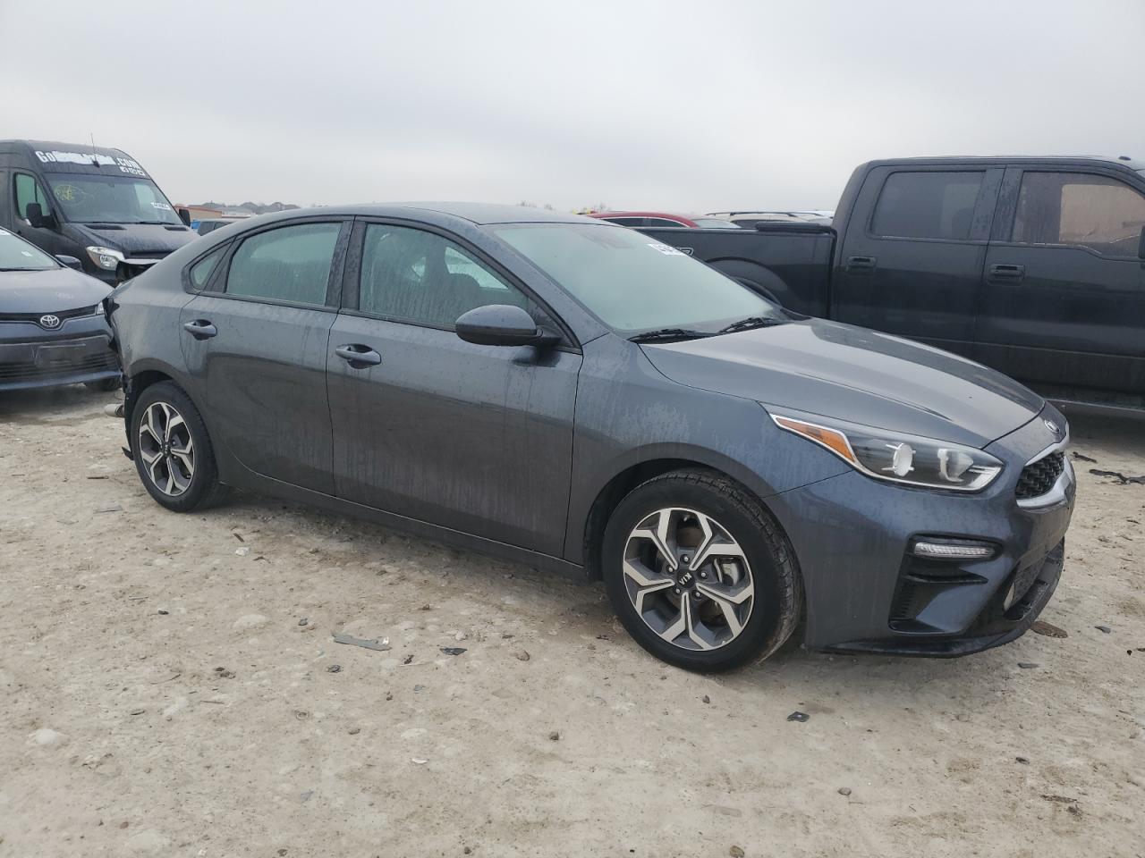 2019 Kia Forte - Image 4