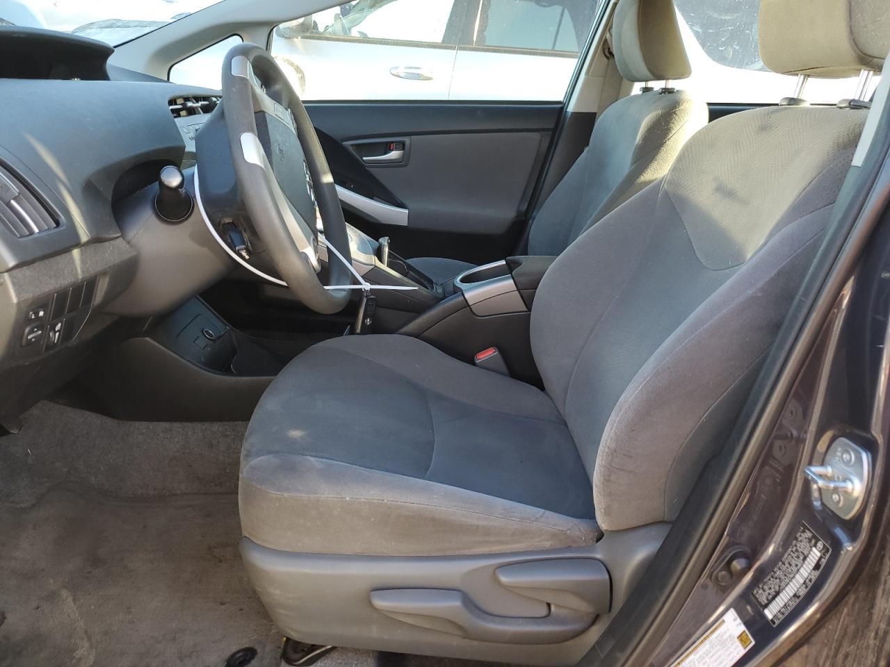 2014 Toyota Prius - Image 7