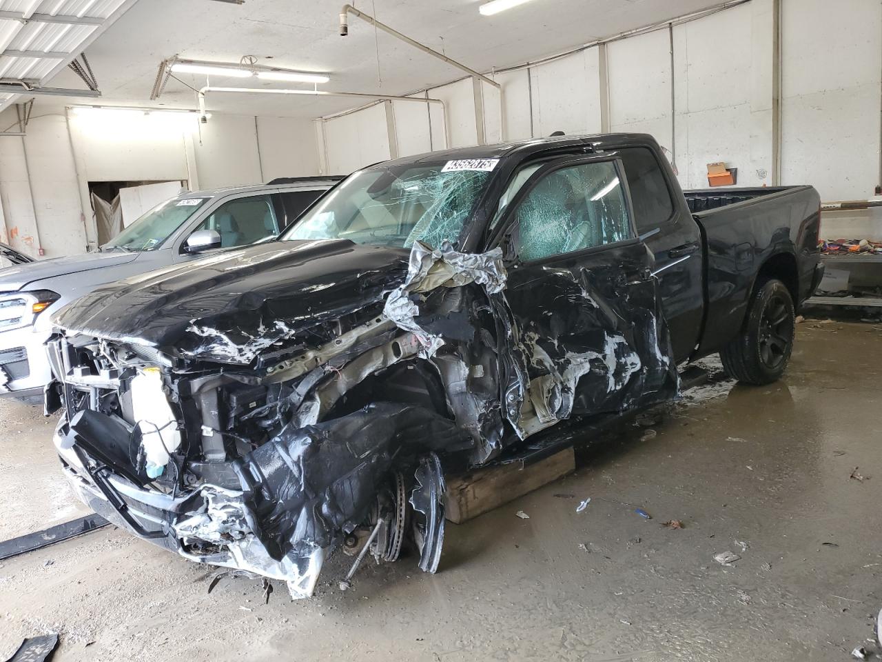 2022 RAM 1500 - Image 1