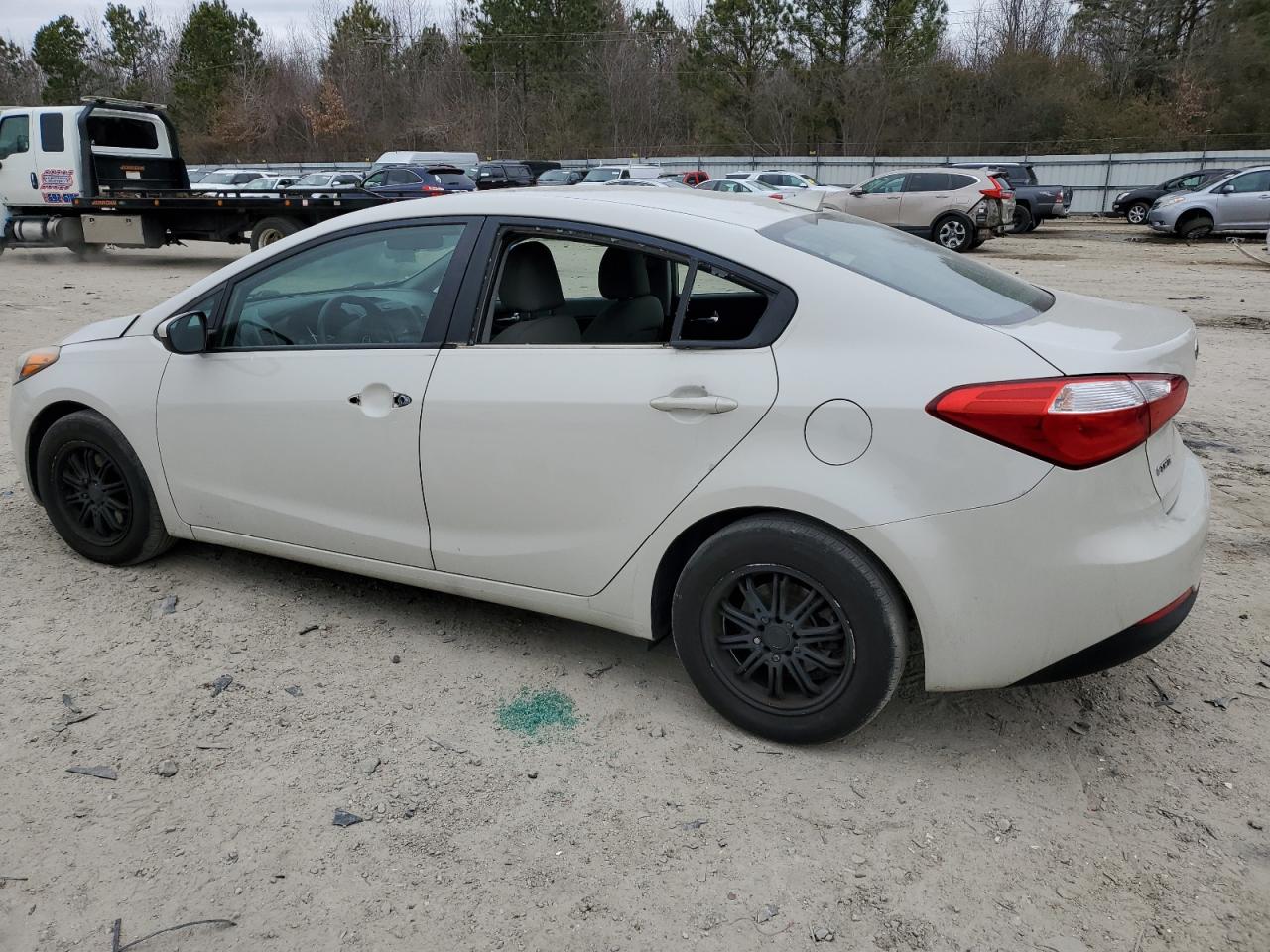 2015 Kia Forte - Image 2
