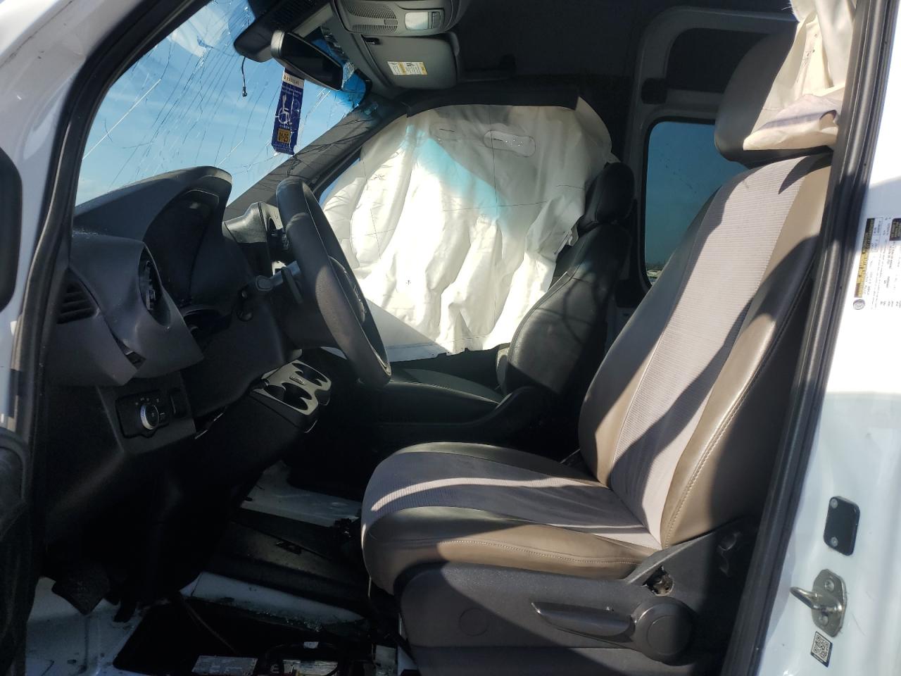 2019 Mercedes-Benz Sprinter - Image 7
