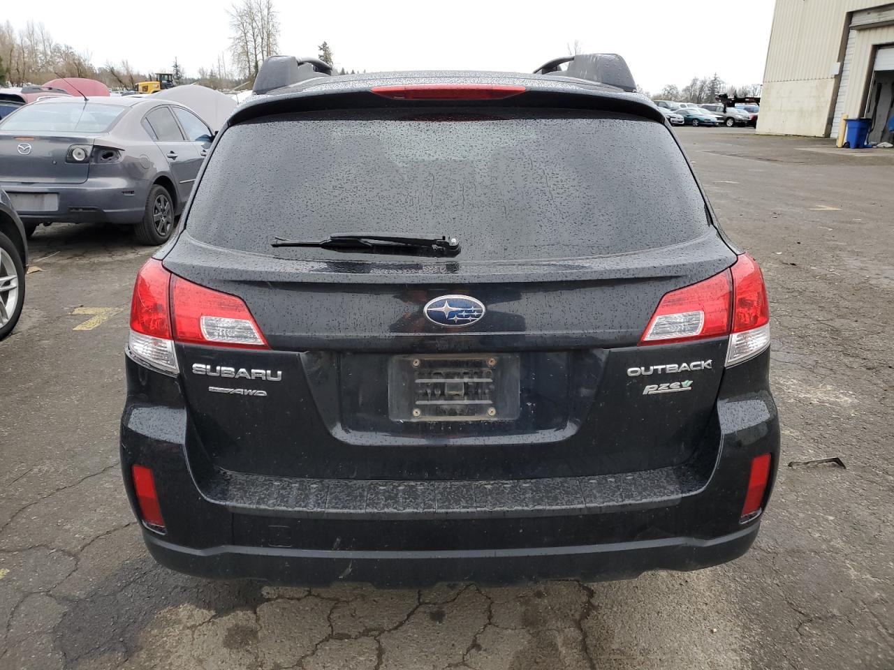 2012 Subaru Outback - Image 6