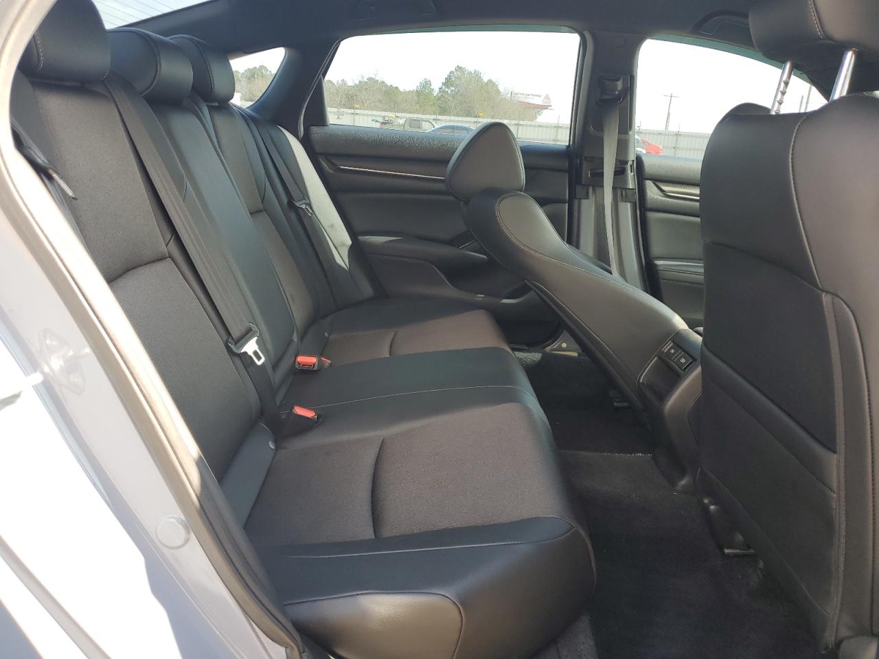 2022 Honda Accord - Image 10