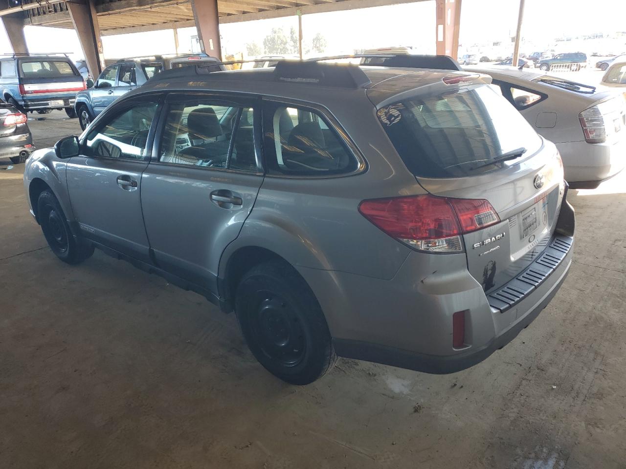 2011 Subaru Outback - Image 2