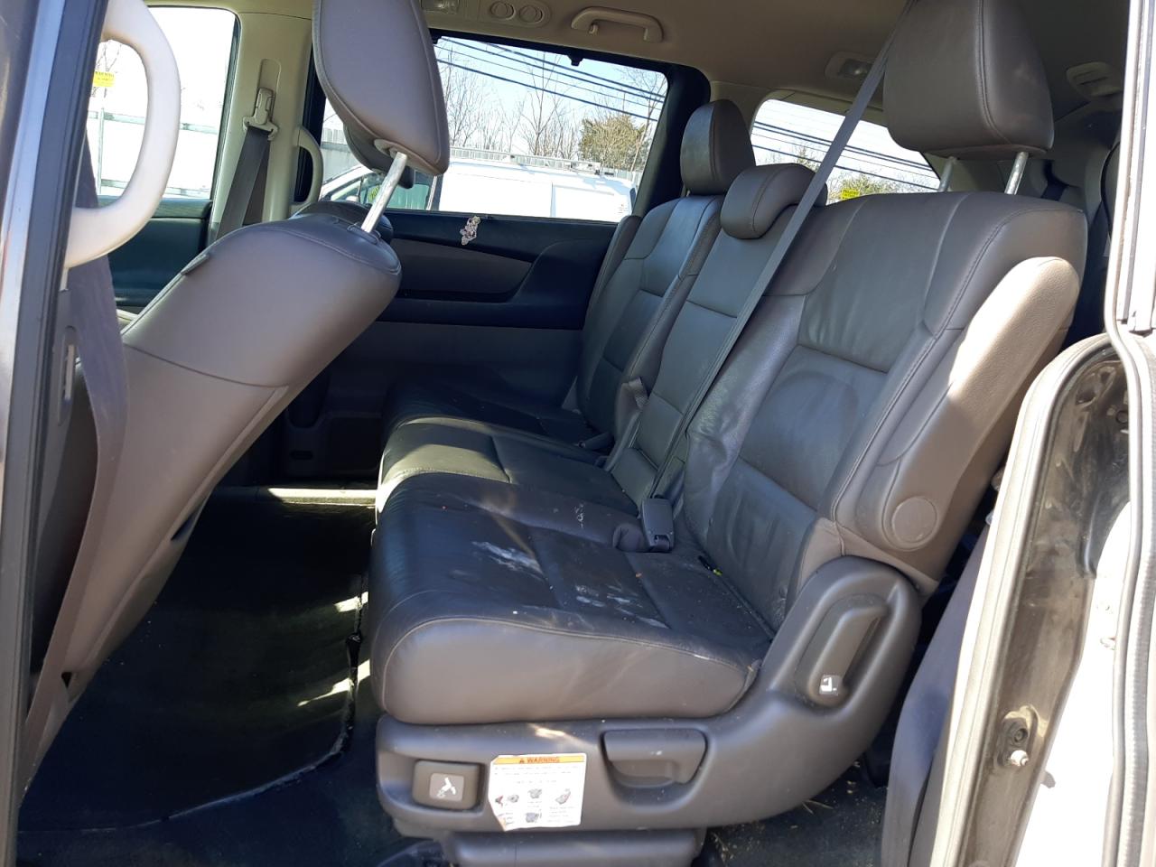 2016 Honda Odyssey - Image 11