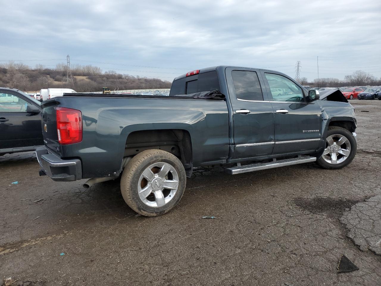 2018 Chevrolet Silverado - Image 3