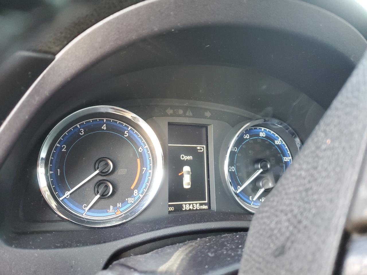 2T1BURHE6JC097553 TOYOTA COROLLA 2018