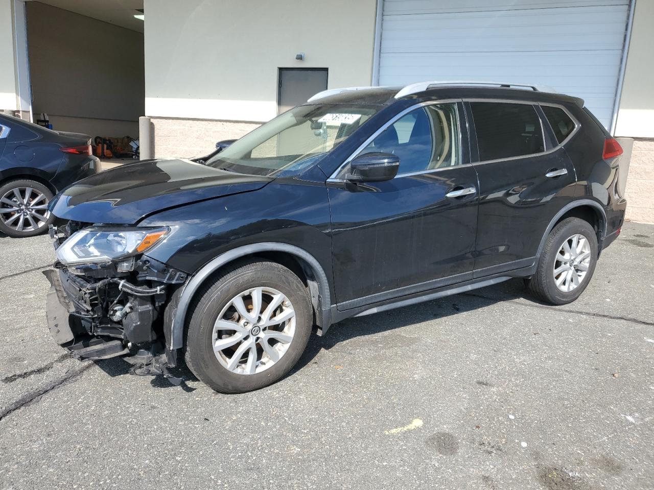 JN8AT2MV6JW353505 NISSAN ROGUE 2018