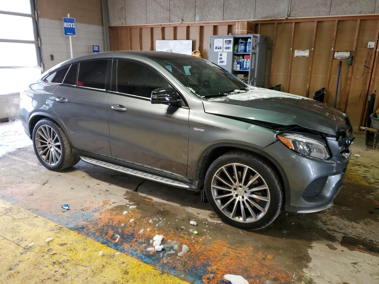 2017 Mercedes-Benz GLE - Image 4