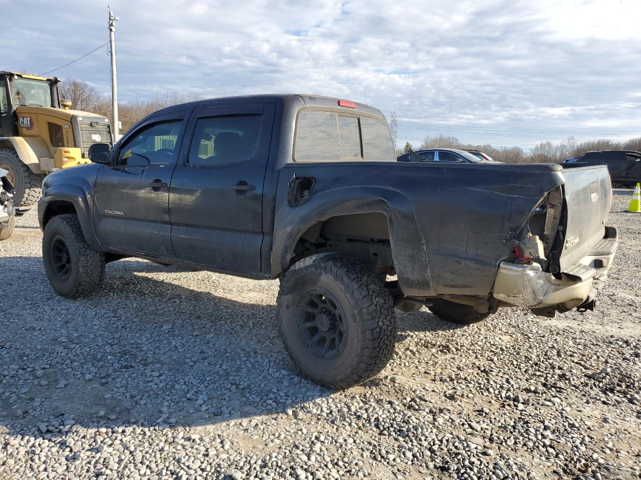 2007 Toyota Tacoma - Image 2