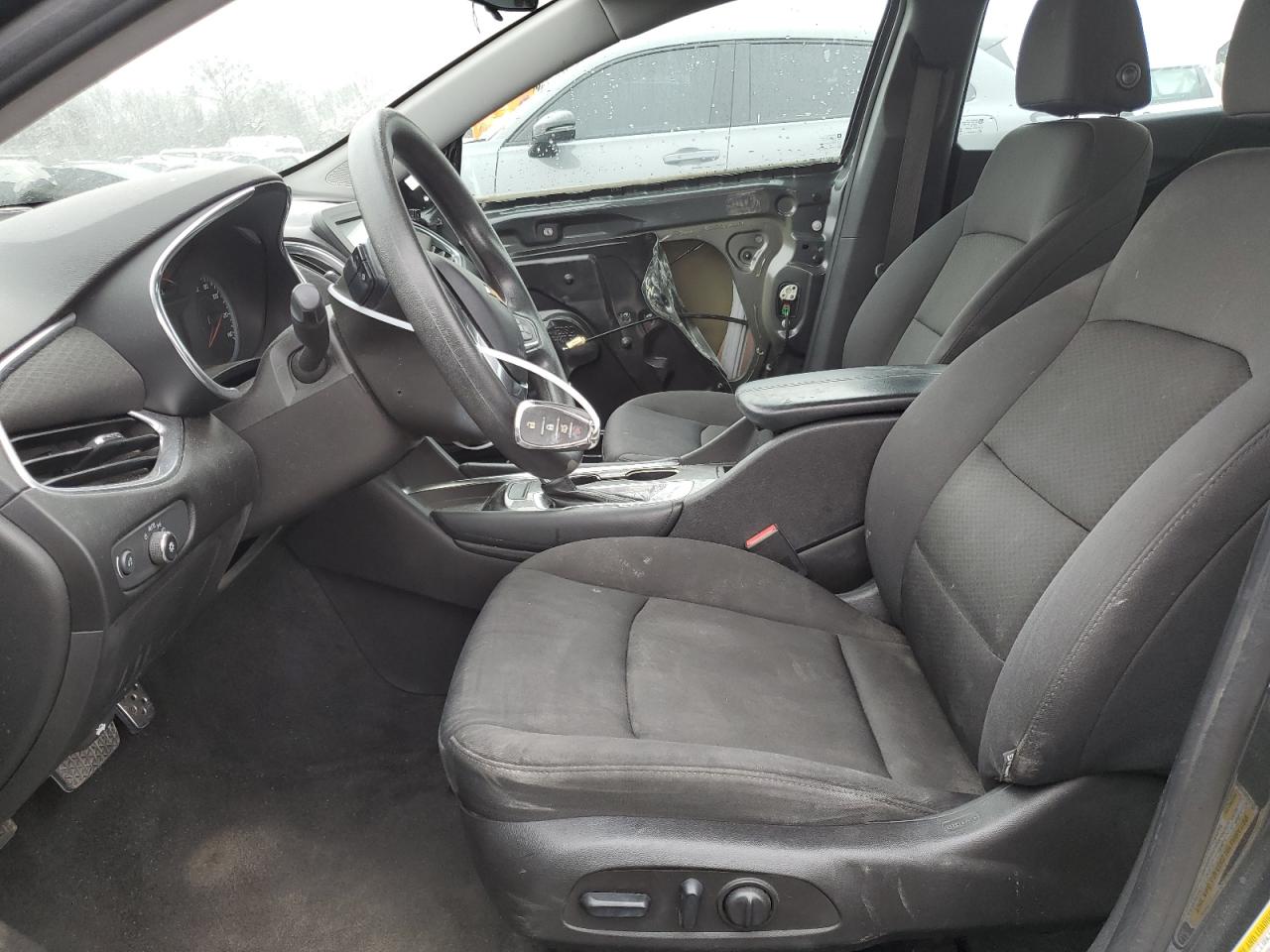 2016 Chevrolet Malibu - Image 7