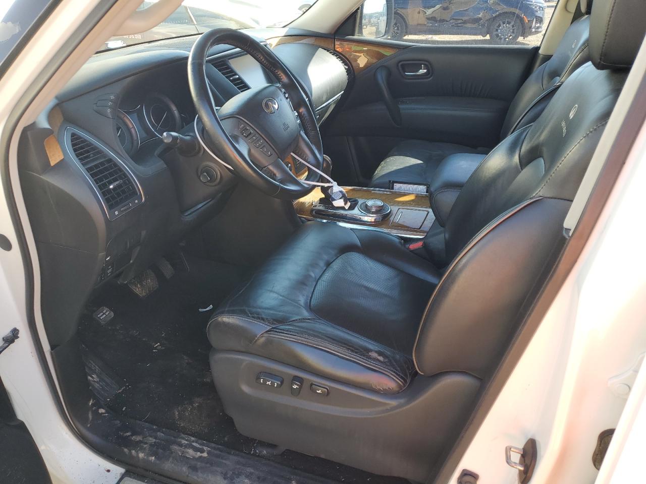 2014 Infiniti QX80 - Image 7