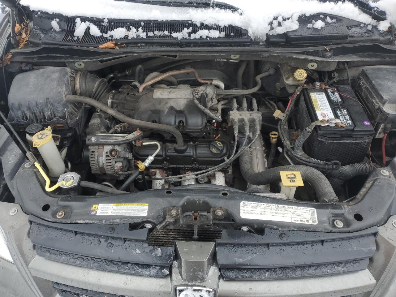 2010 Dodge Caravan - Image 12