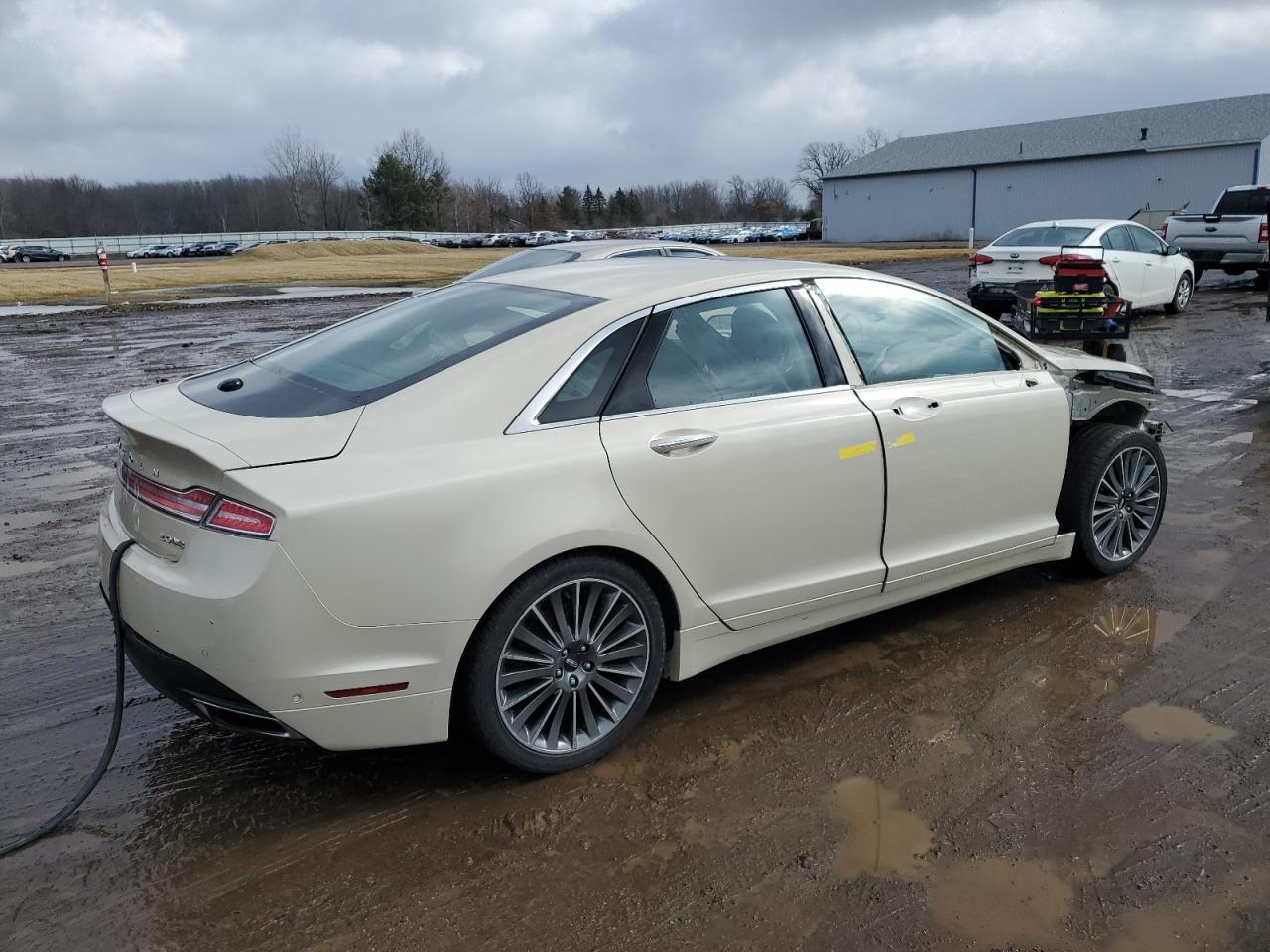 2014 Lincoln MKZ - Image 3