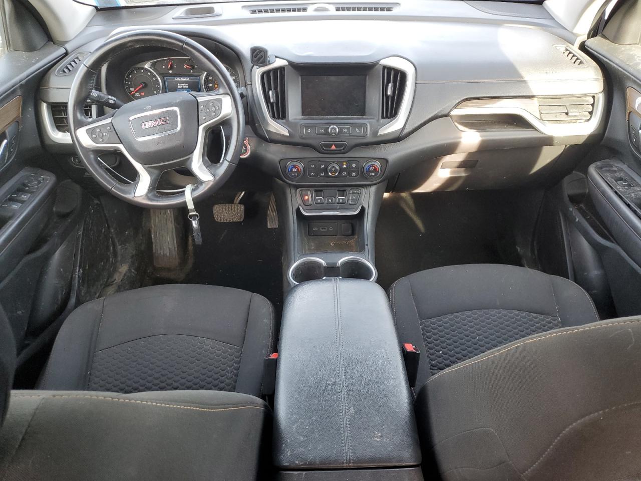 2020 GMC Terrain - Image 8