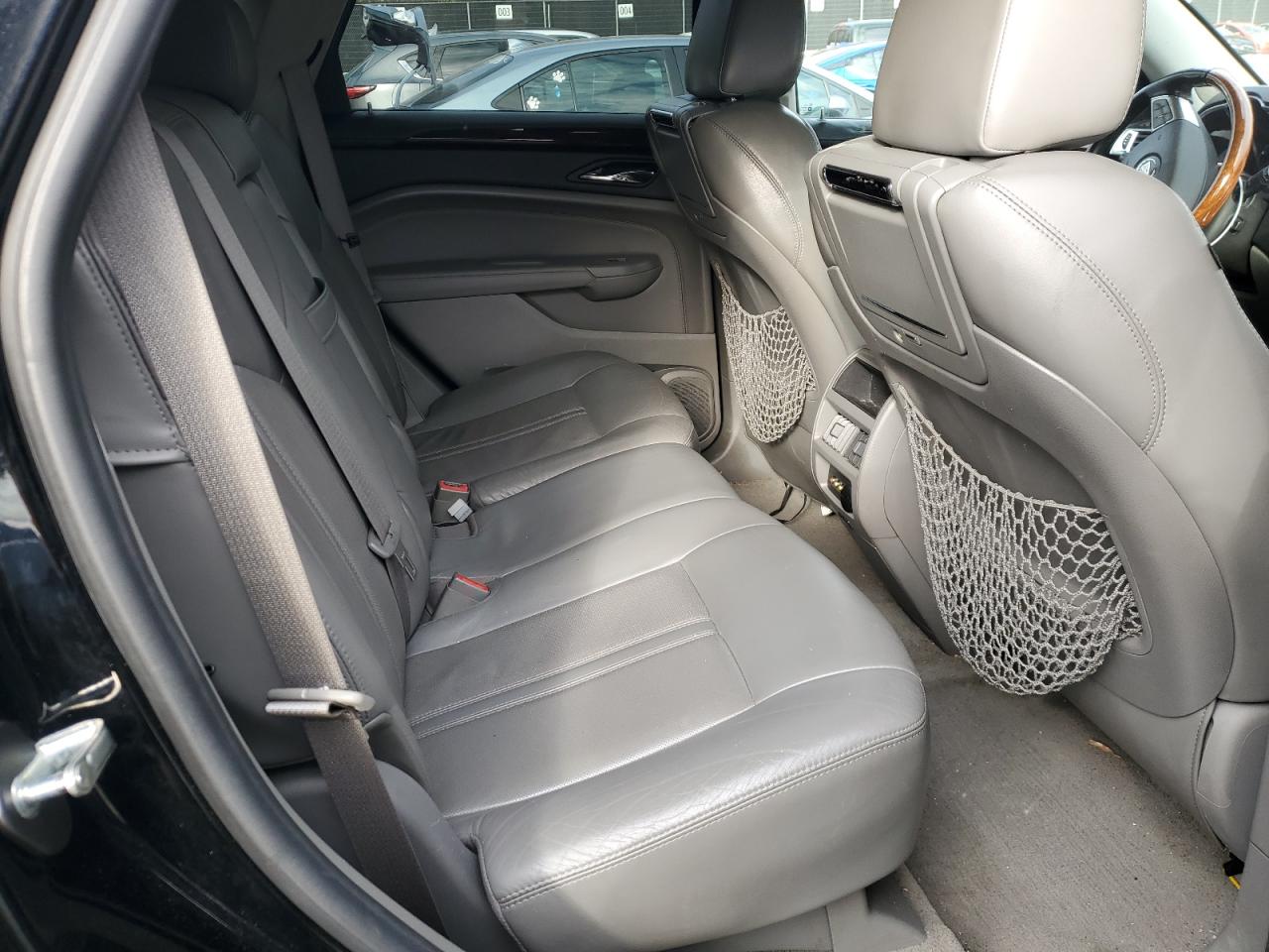 2010 Cadillac SRX - Image 11