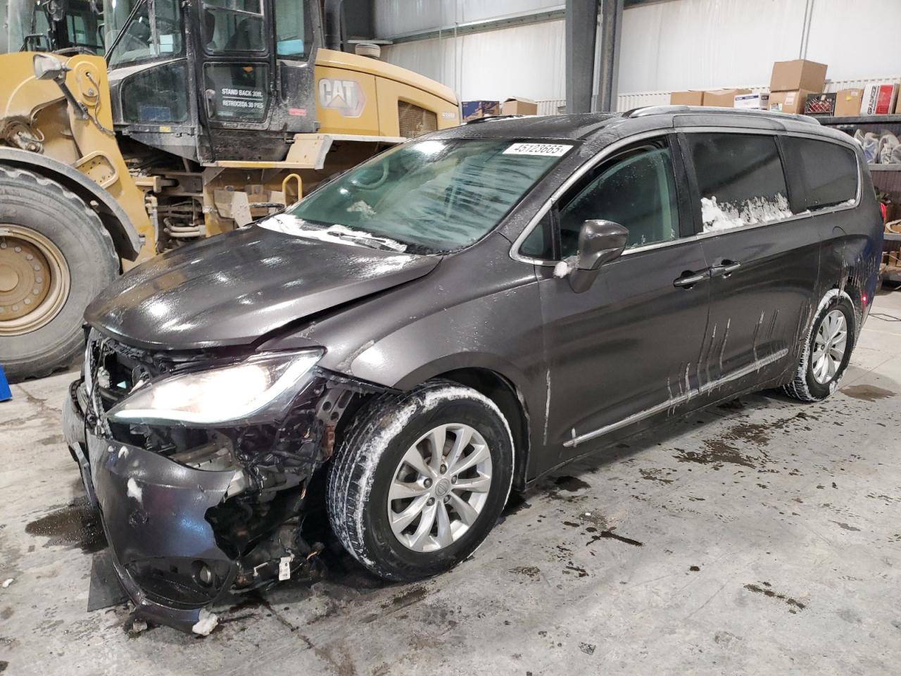 2018 Chrysler Pacifica - Image 1