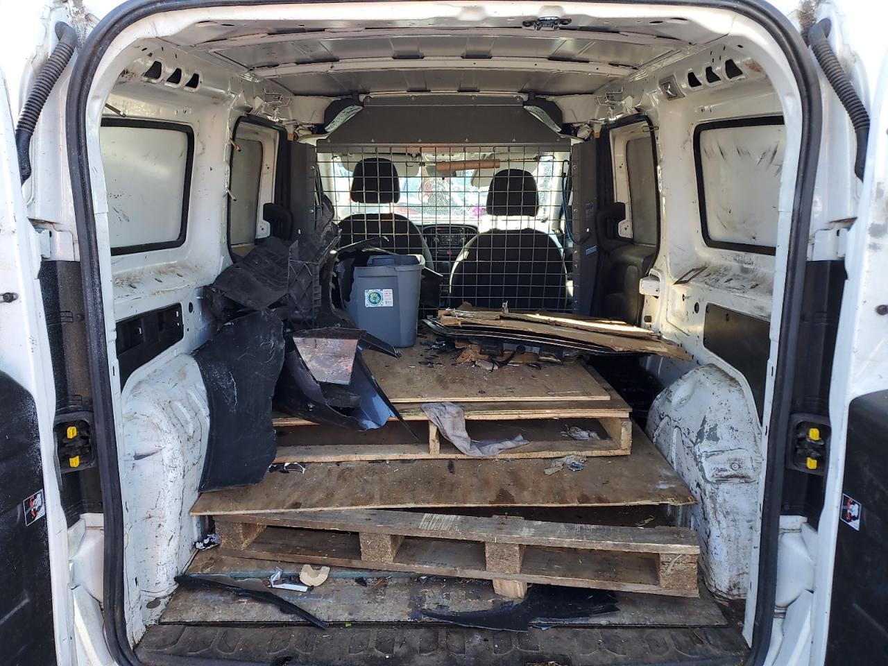 2017 RAM ProMaster City - Image 10