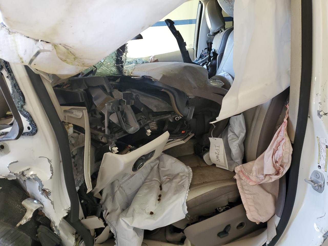 2018 Chrysler Pacifica - Image 7