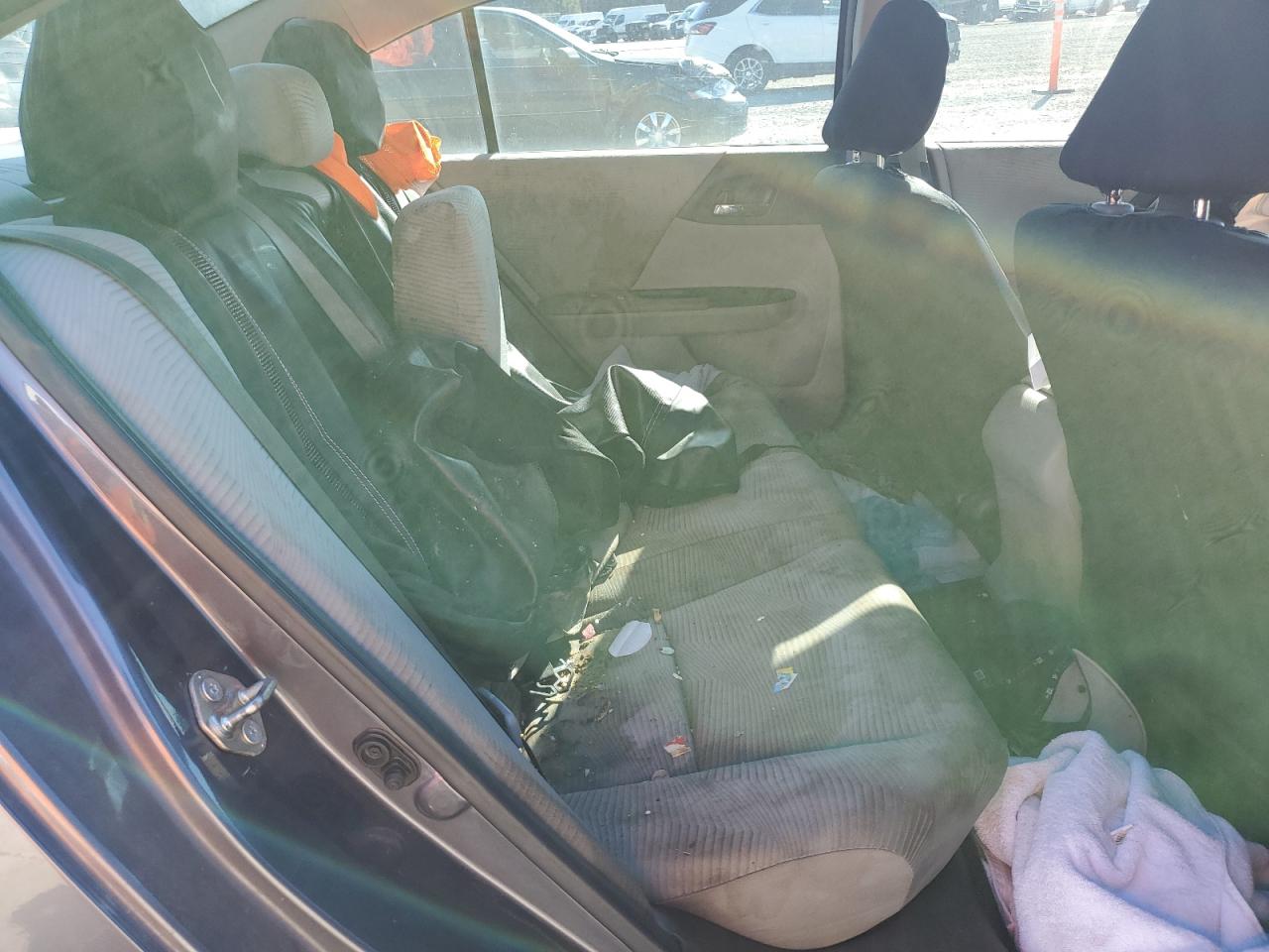 2015 Honda Accord - Image 11