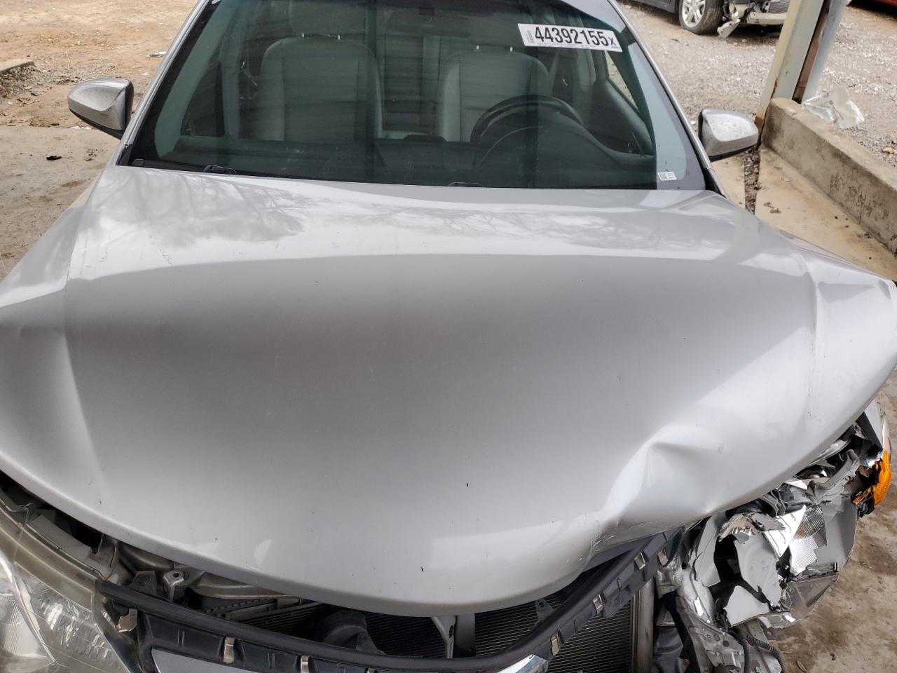 2013 Toyota Camry - Image 13