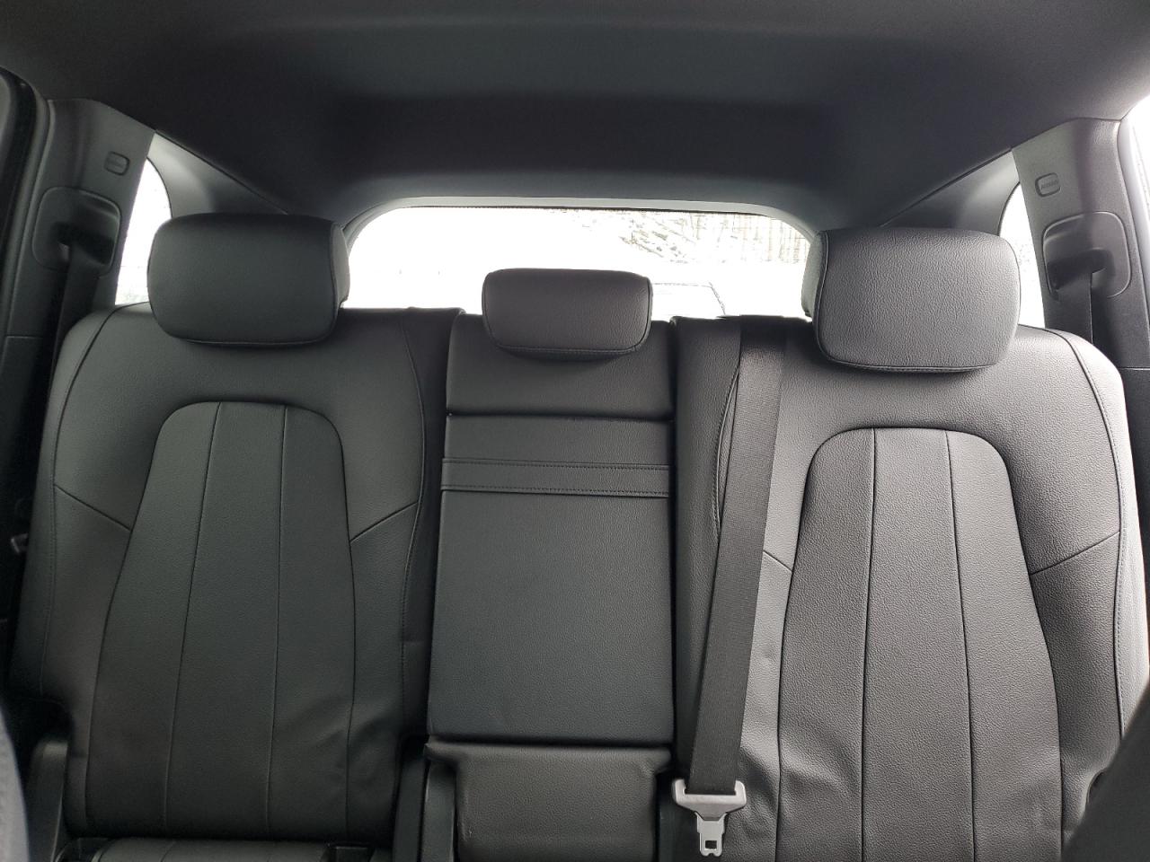 2022 Mercedes-Benz GLB - Image 10