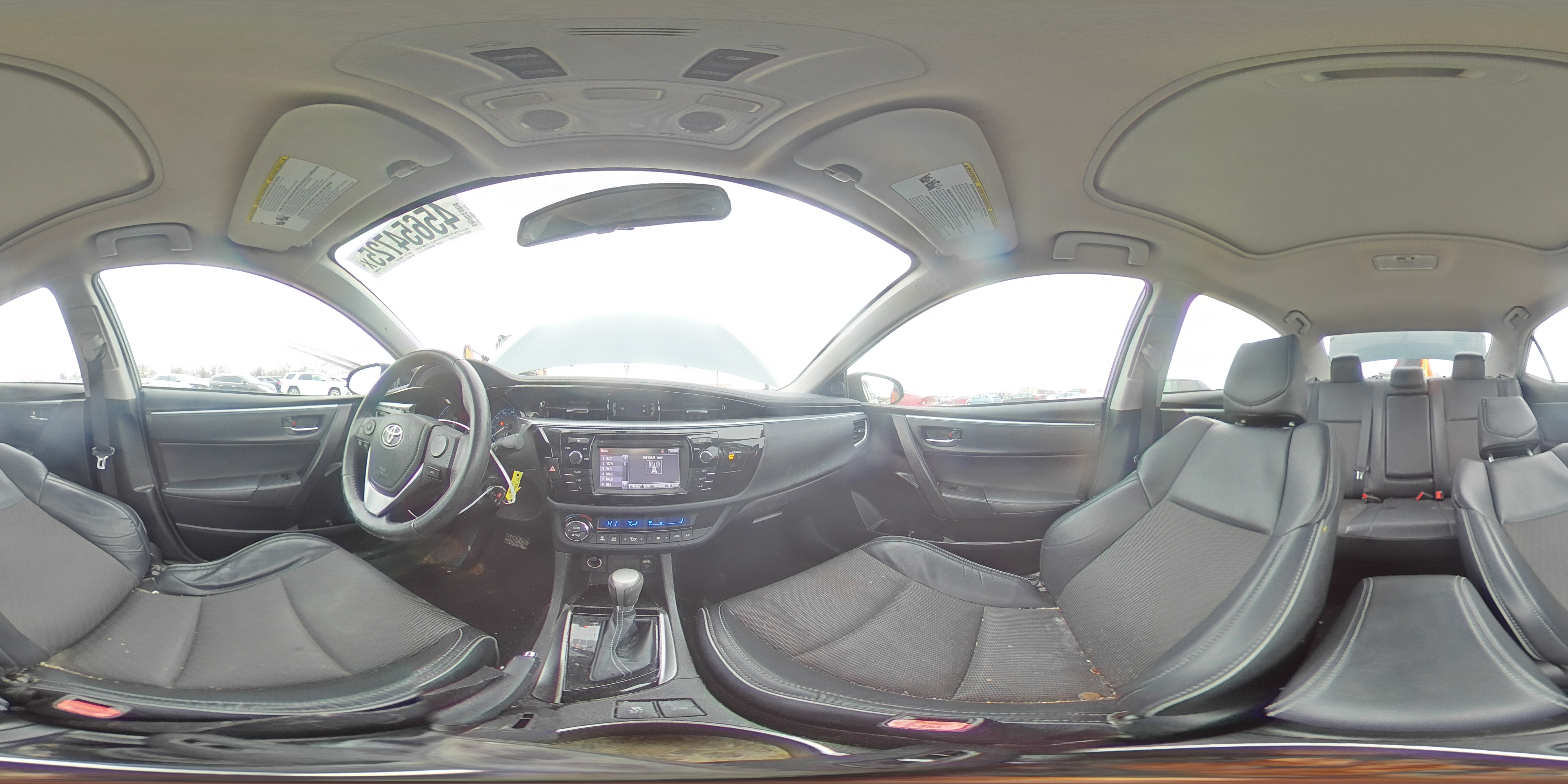 2015 Toyota Corolla - Image 13