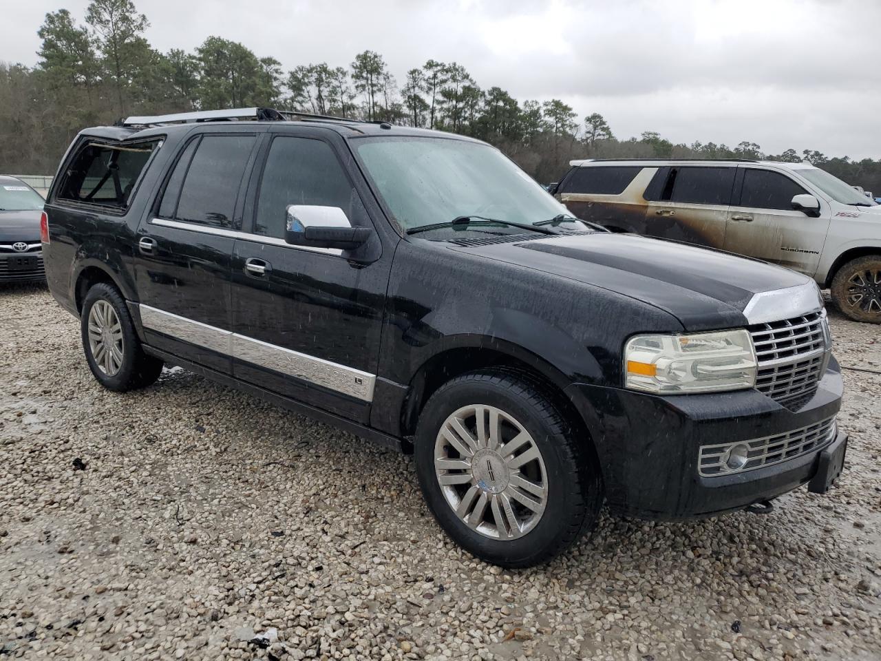 2008 Lincoln Navigator - Image 4