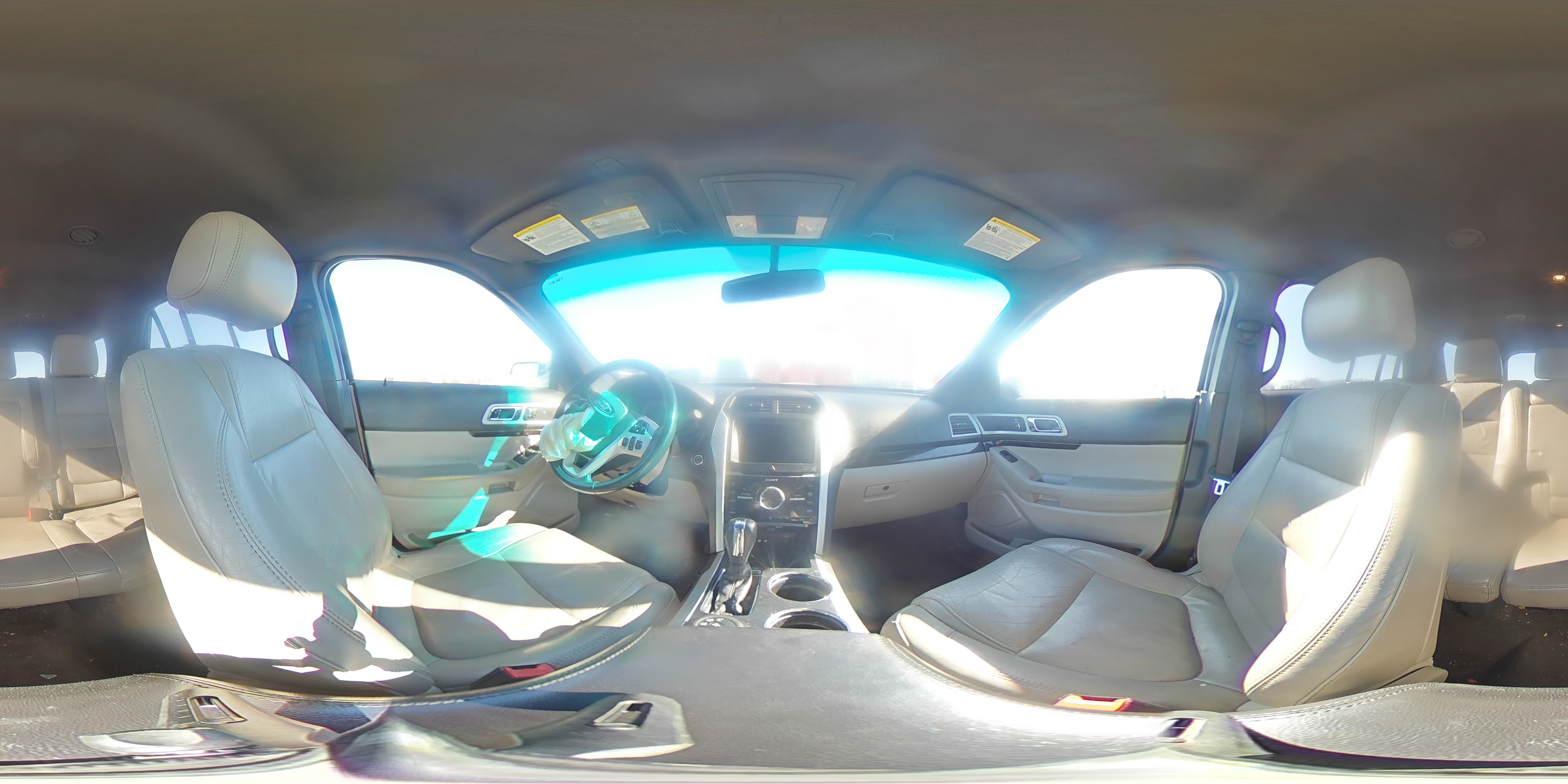 2013 Ford Explorer - Image 13