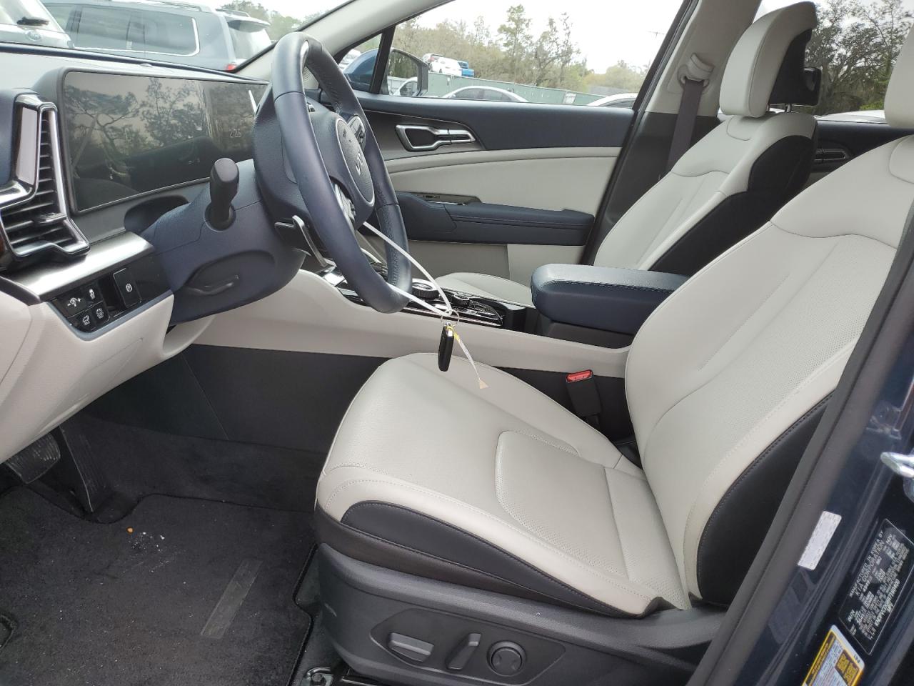 2024 Kia Sportage - Image 7