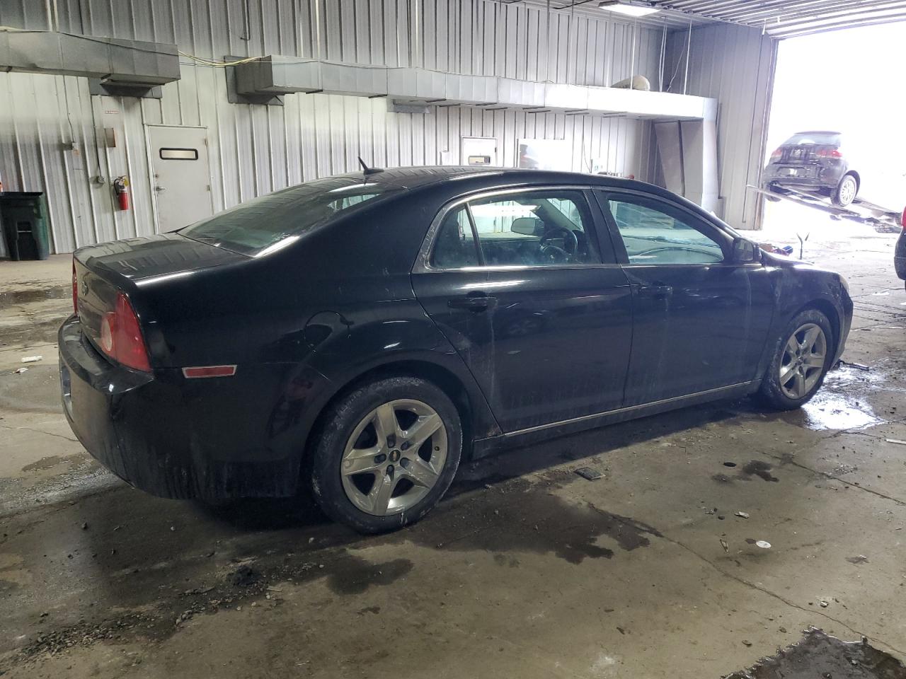 2010 Chevrolet Malibu - Image 3