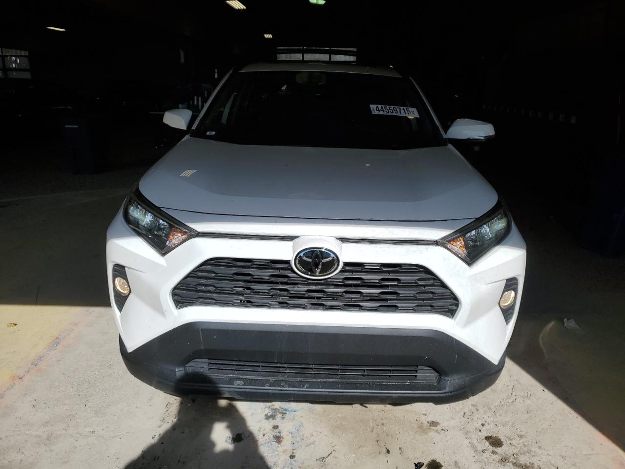 2021 Toyota RAV 4 - Image 5
