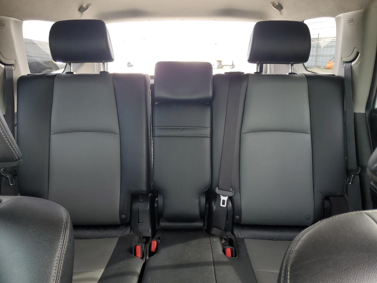 2016 Toyota 4Runner - Image 10