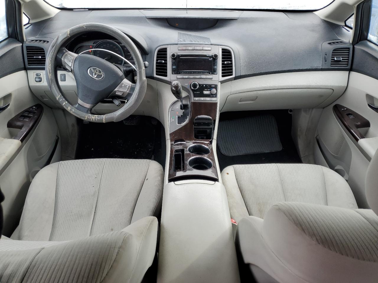 2010 Toyota Venza - Image 8