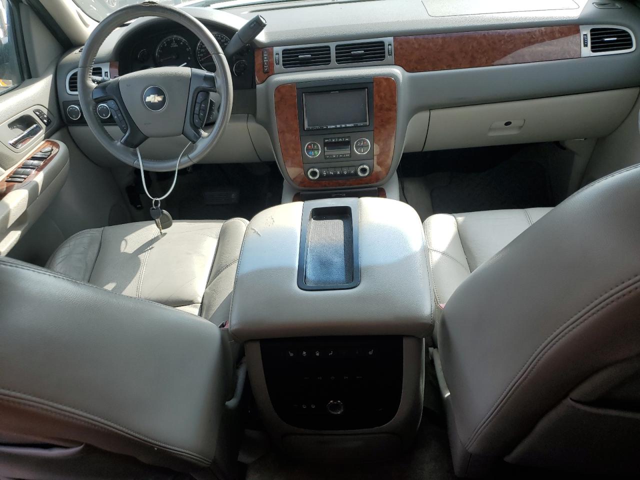 2007 Chevrolet Tahoe - Image 8