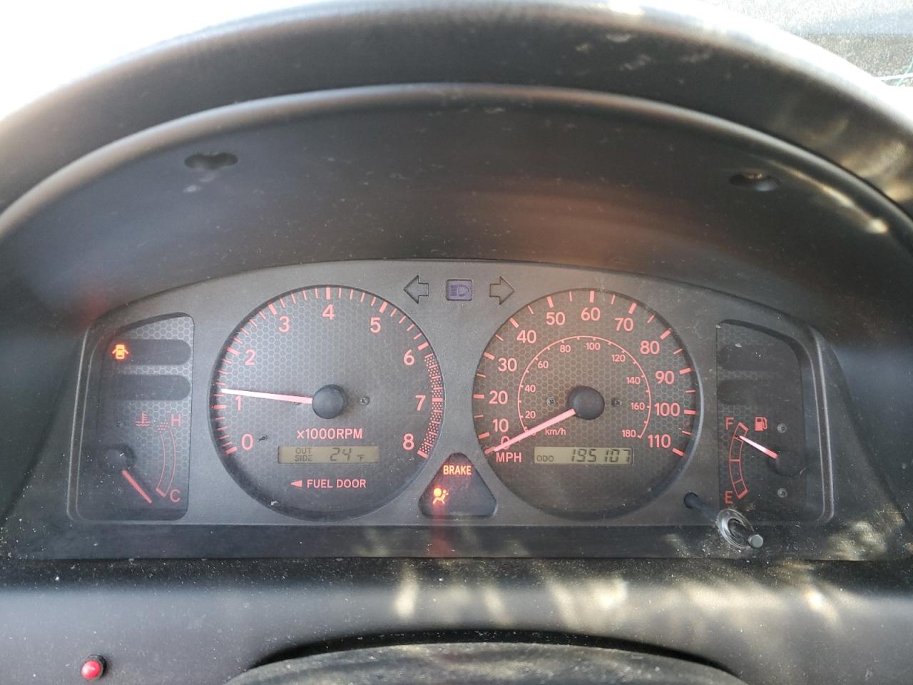 2001 Toyota Corolla - Image 9