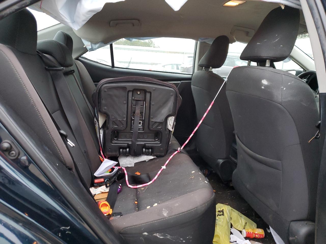 2018 Toyota Corolla - Image 11