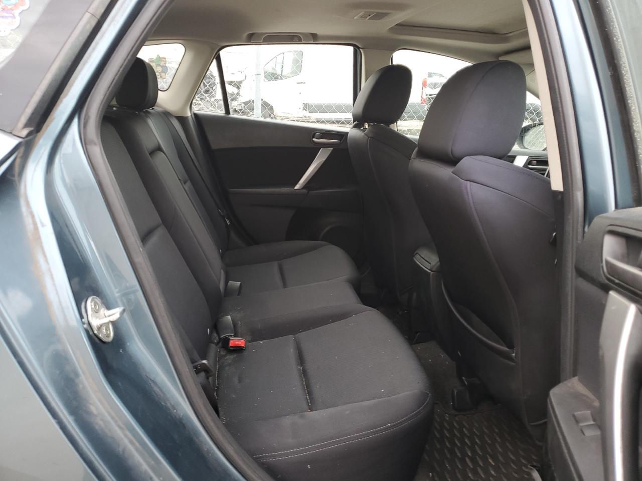 2011 Mazda 3 - Image 10