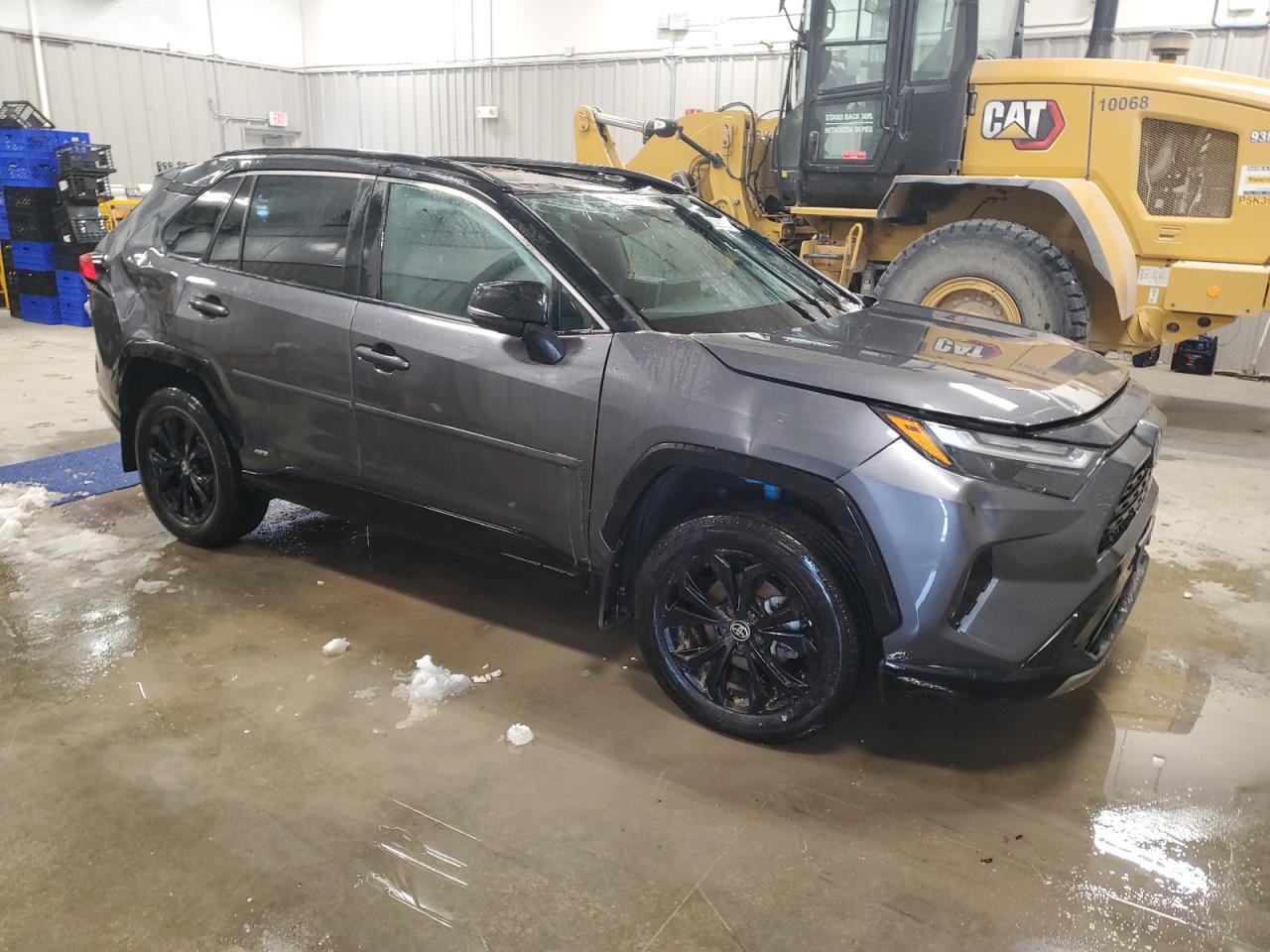 2022 Toyota RAV 4 - Image 4