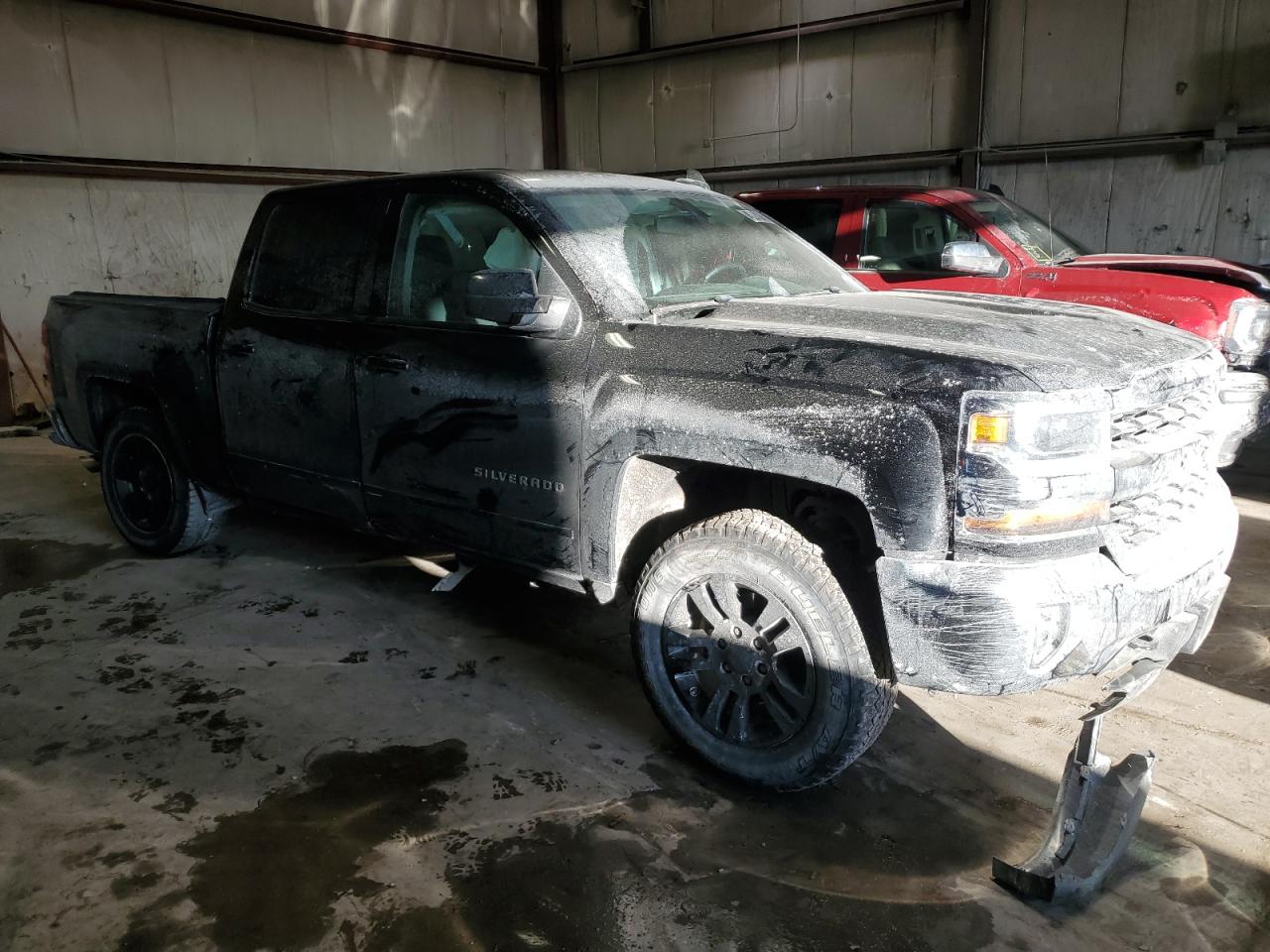 2018 Chevrolet Silverado - Image 4