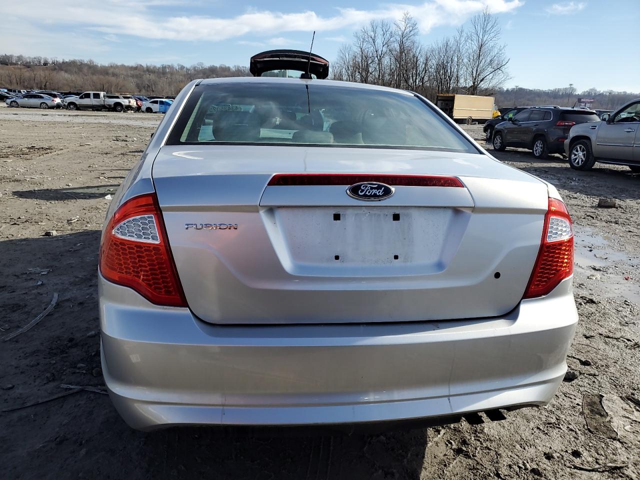 2012 Ford Fusion - Image 6
