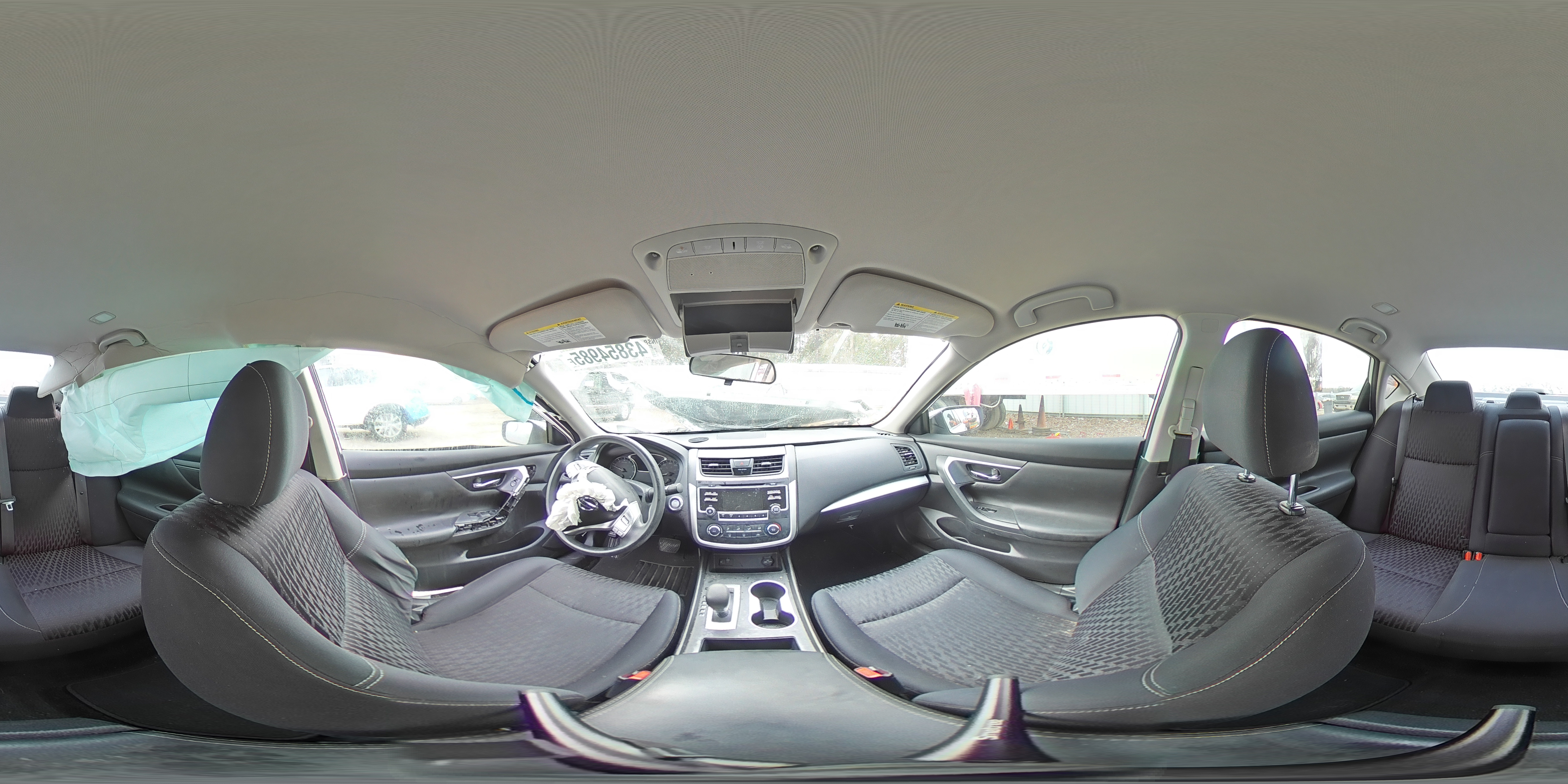 2018 Nissan Altima - Image 13